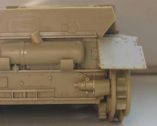 mobelwagen flakvierling prototype Tamiya 1/35:terminé! - Page 2 120117020909667019310353