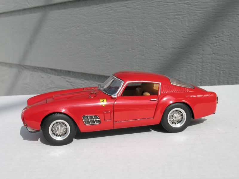 Ferrari 250GT Berlinetta ( 13 louvers) 1201260137121441729348071