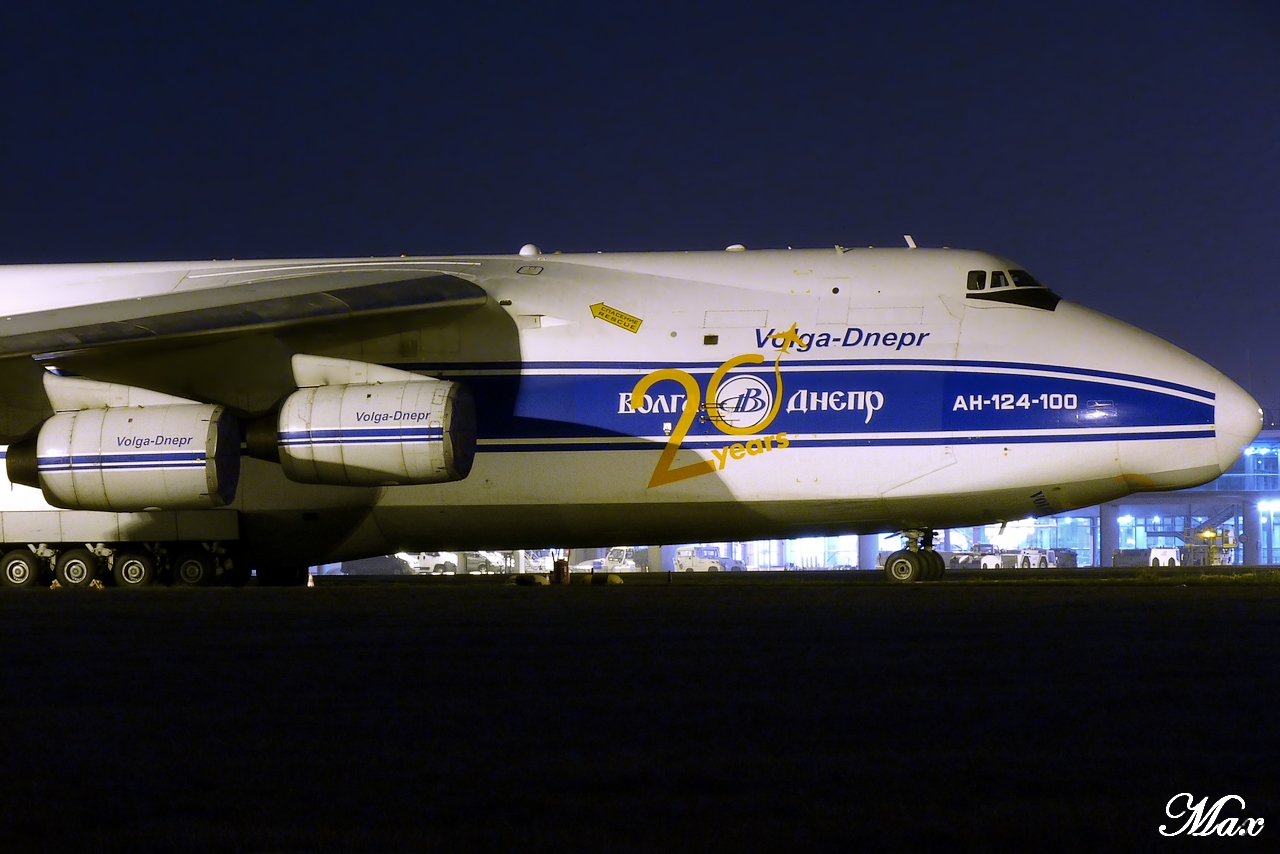 [08/02/2012] Antonov An124 (RA-82074) Volga Dnierp  1202091000401438369416956