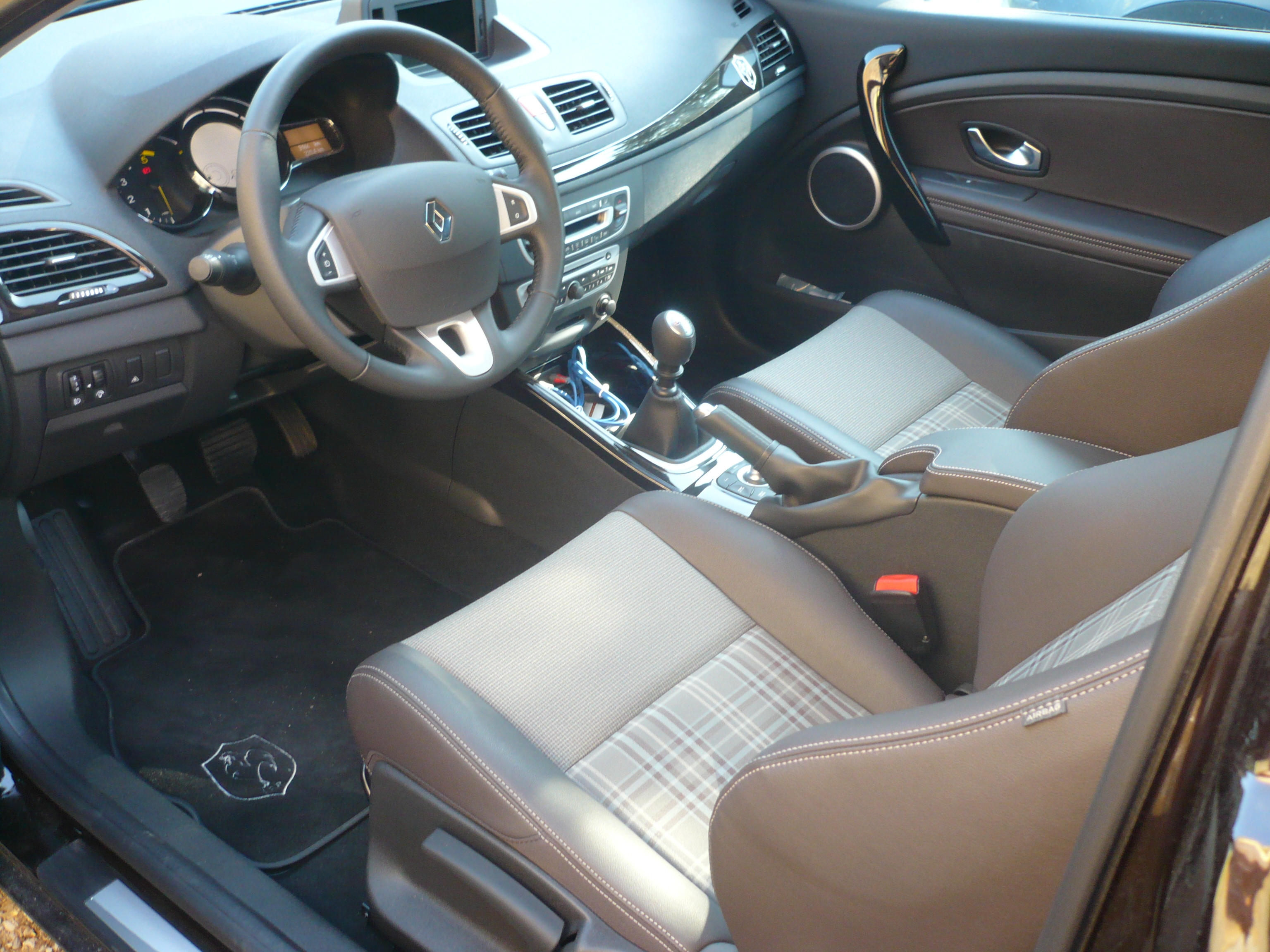megane xv-3