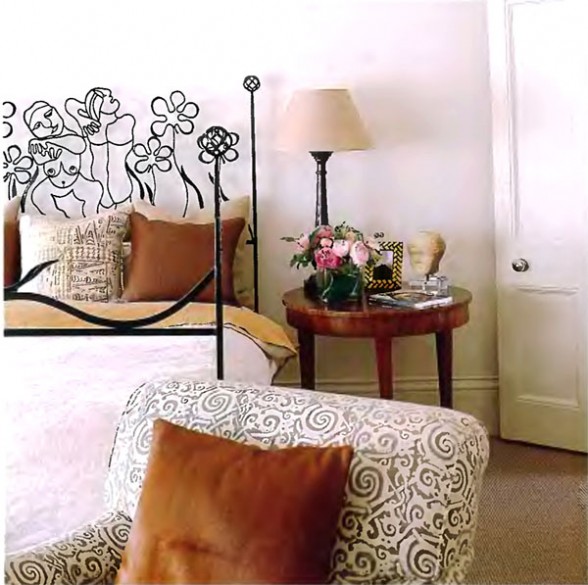 classic-contemporary-bedroom-furniture-decor-588x585