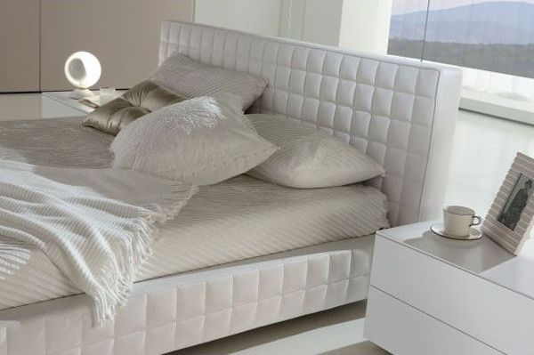 modern-contemporary-white-leather-bed-luxurious-design-2