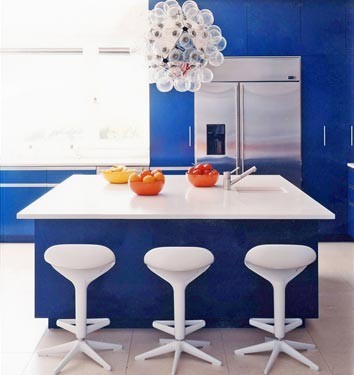 domino-blue-kitchen-ead-living-wall