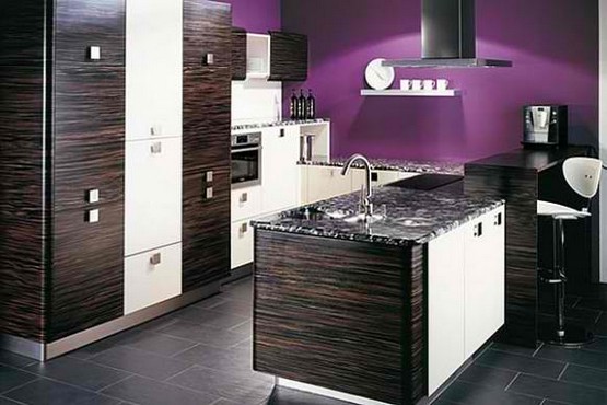 Purple-kitchen-with-Brazilian-zebra-wood