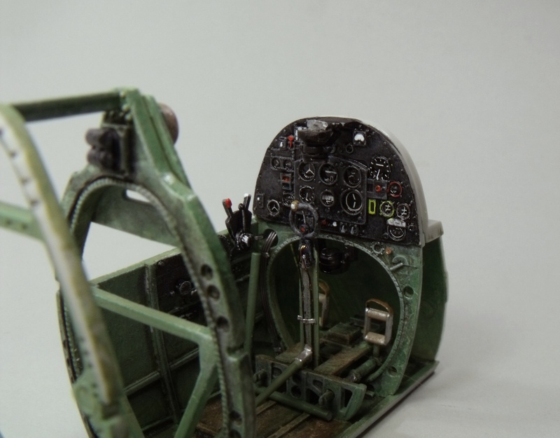 [Revell] 1/32 - Supermarine Spitfire Mk.II  17021711405312553914854086