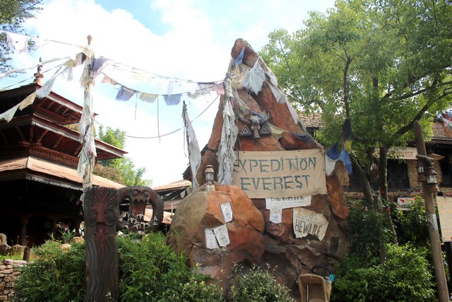 012 - Expedition Everest 002