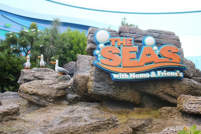 033 - The Seas with Nemo and Friends 009