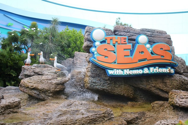 033 - The Seas with Nemo and Friends 012