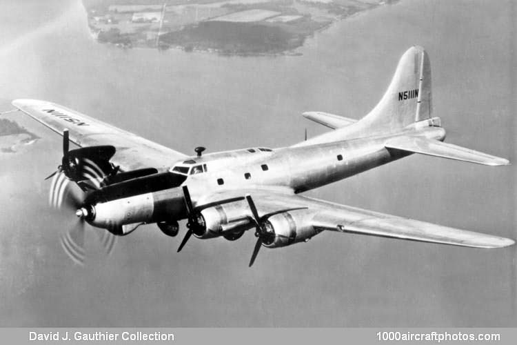Boeing B-17 Flying Fortress 1704180133204926914987447