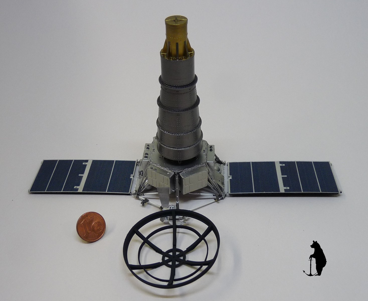Crash-test planétaire : la sonde lunaire Ranger 8 au 1/24e 17072103235623134915160169