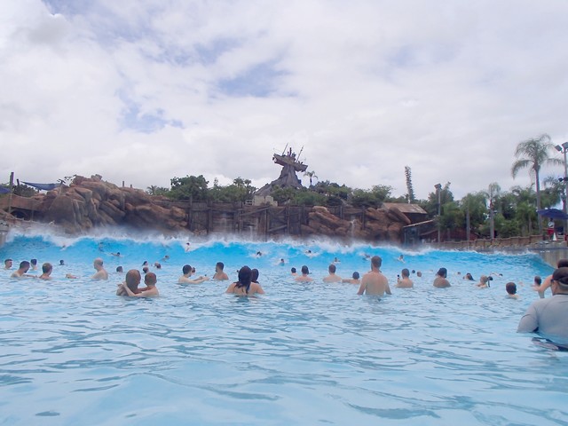 021 - Typhoon Lagoon Surf Pool 028