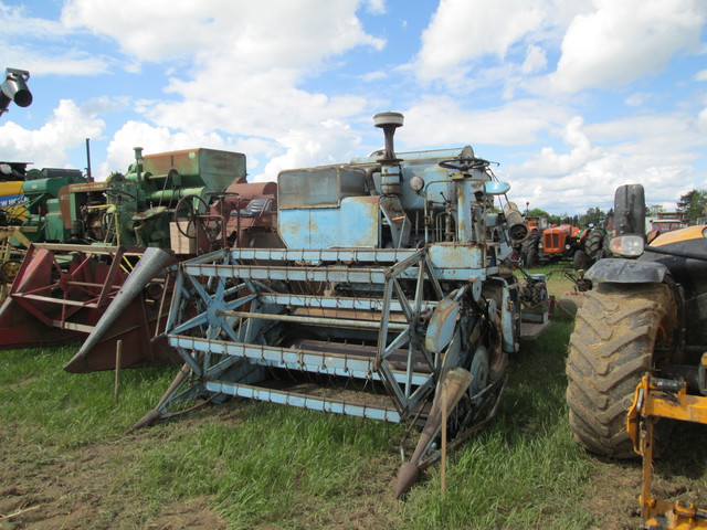 28 - Thimert-Gatelle : Exposition de tracteurs le 21/05/2017 17081008364321374015211661