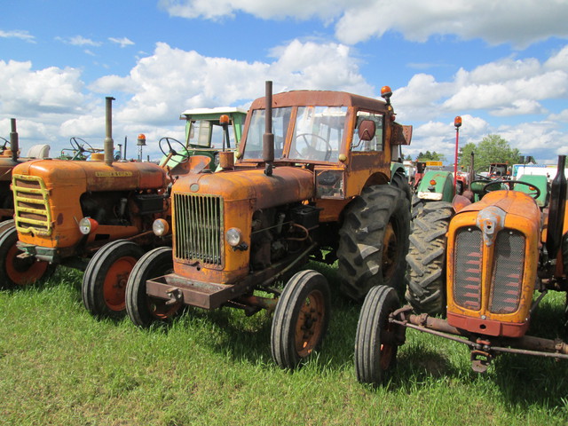 28 - Thimert-Gatelle : Exposition de tracteurs le 21/05/2017 17081009042121374015211695