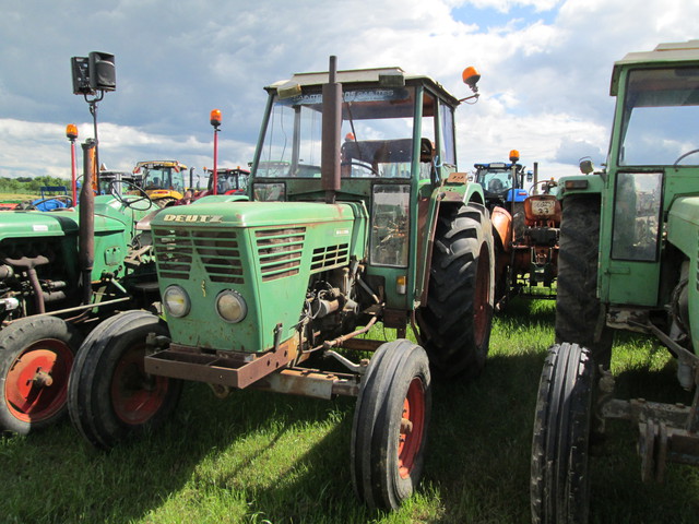 28 - Thimert-Gatelle : Exposition de tracteurs le 21/05/2017 17081009250221374015211723