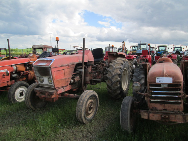 28 - Thimert-Gatelle : Exposition de tracteurs le 21/05/2017 17081010093821374015211831