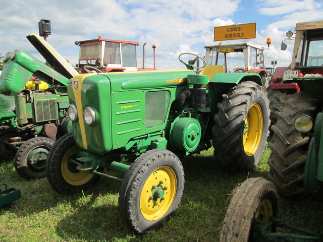 28 - Thimert-Gatelle : Exposition de tracteurs le 21/05/2017 17081010334521374015211876