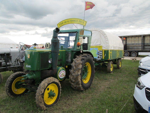 28 - Thimert-Gatelle : Exposition de tracteurs le 21/05/2017 17081010473821374015211901