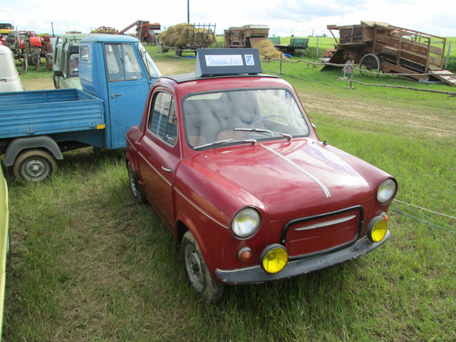 28 - Thimert-Gatelle : Exposition de tracteurs le 21/05/2017 17081010564521374015211913