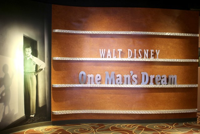 038 - Walt Disney One Man's Dream 006