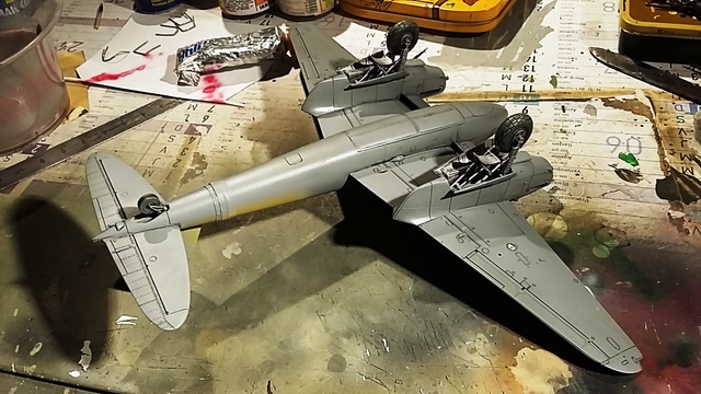 (Concours Désert) Mosquito Tamiya 1/72ème Album Tintin "Coke en stock" - Fin page 6! - Page 3 1710240515409736115337259