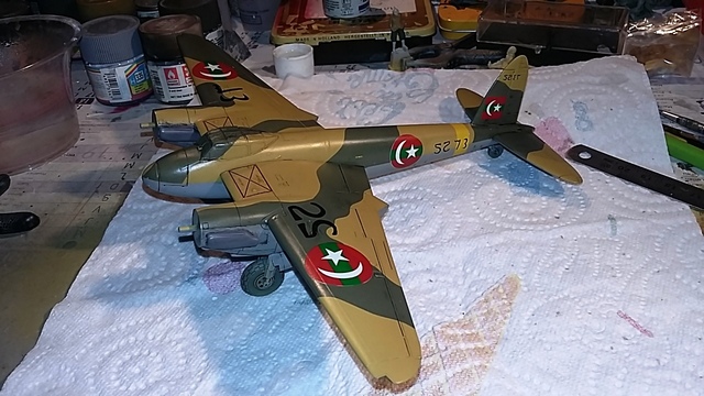 (Concours Désert) Mosquito Tamiya 1/72ème Album Tintin "Coke en stock" - Fin page 6! - Page 5 1711080641349736115359978