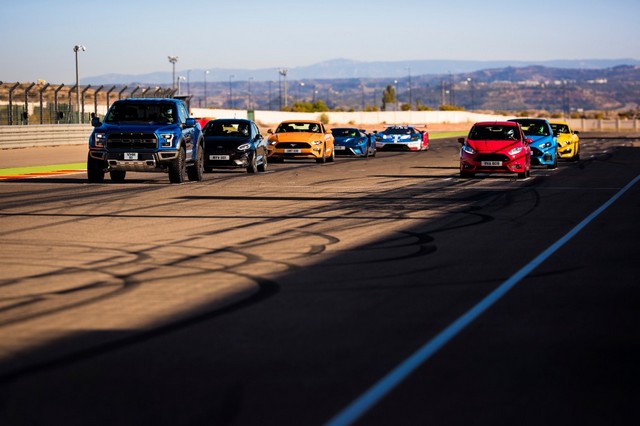 8 véhicules Ford Performance + 8 pilotes GT = une course épique 180129045031788615516221