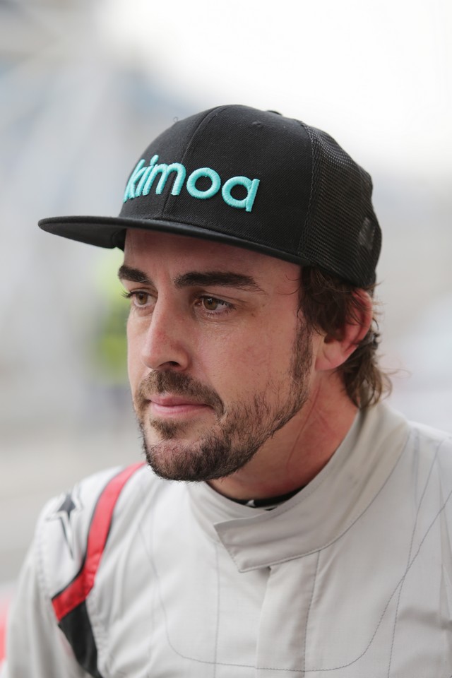  Fernando Alonso Rejoint Toyota Gazoo Racing 180130065557788615522143
